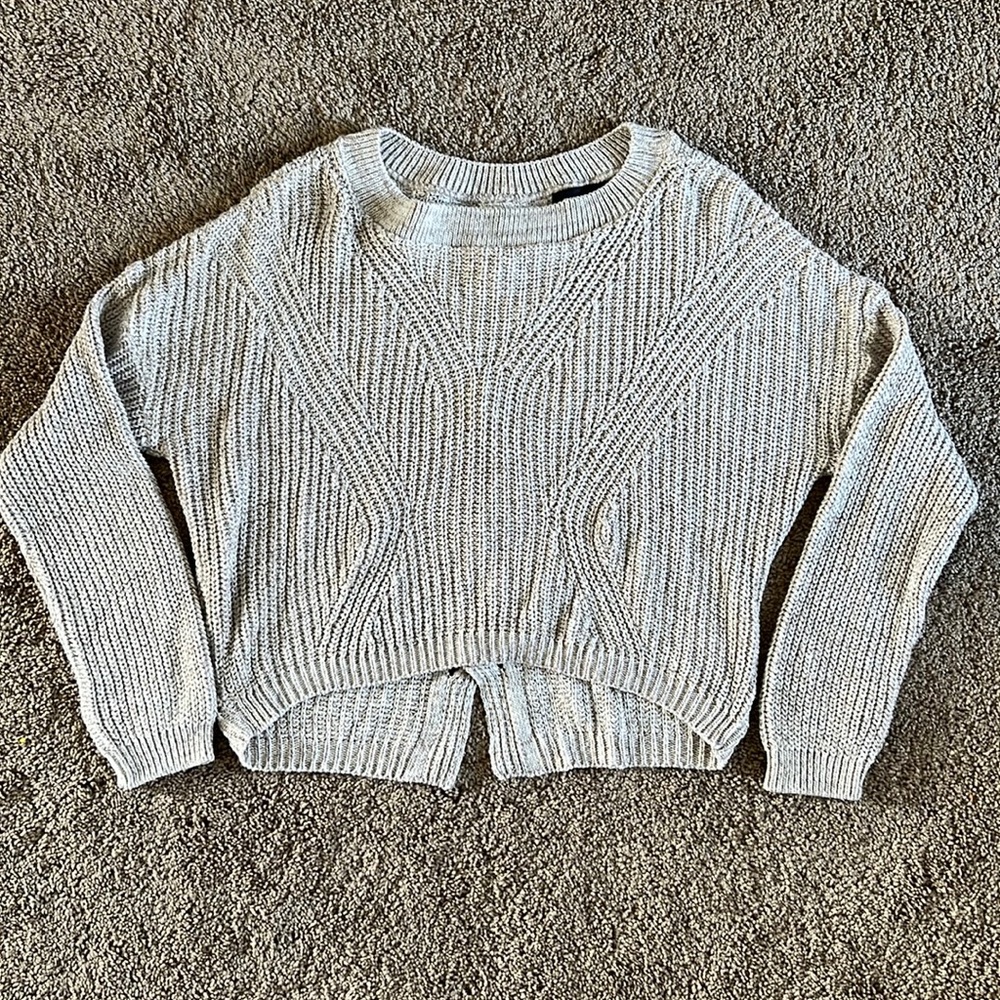 Crop top sweater with open back